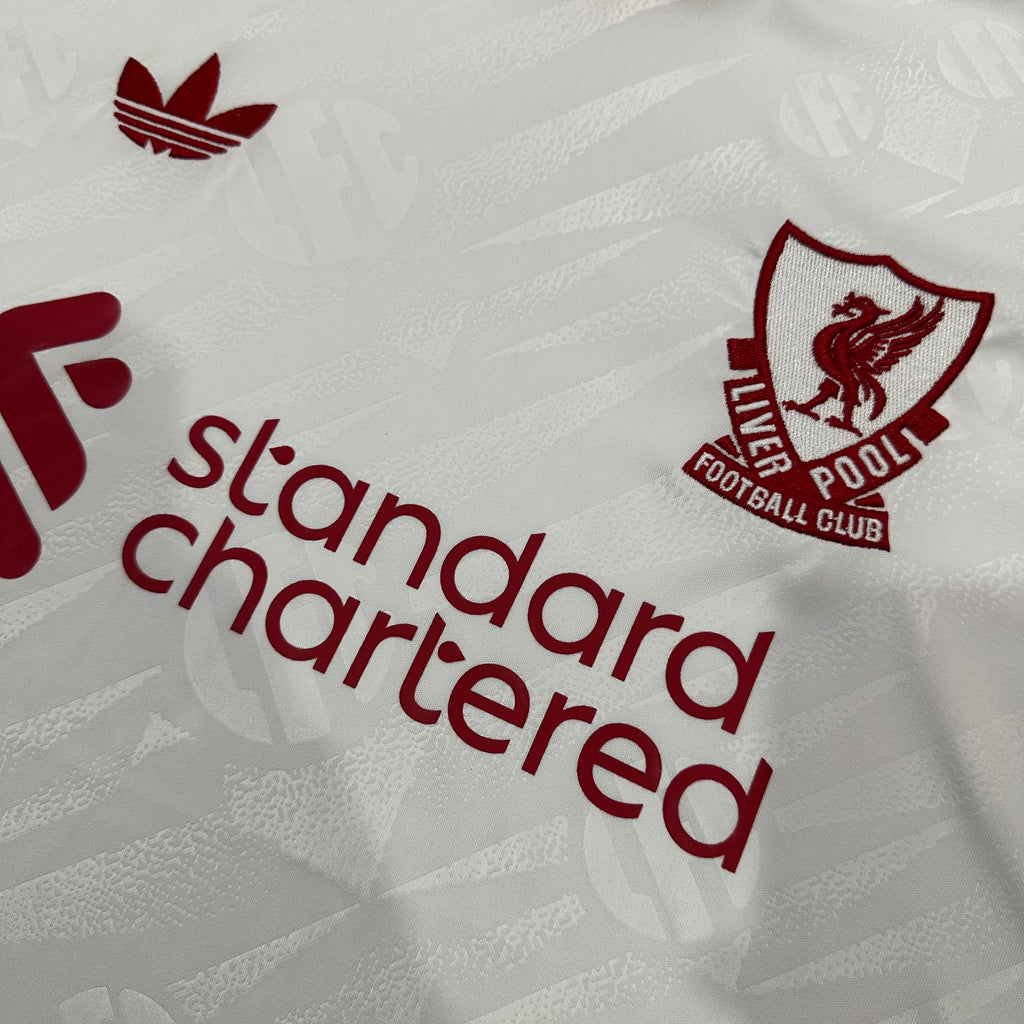Liverpool Uit shirt